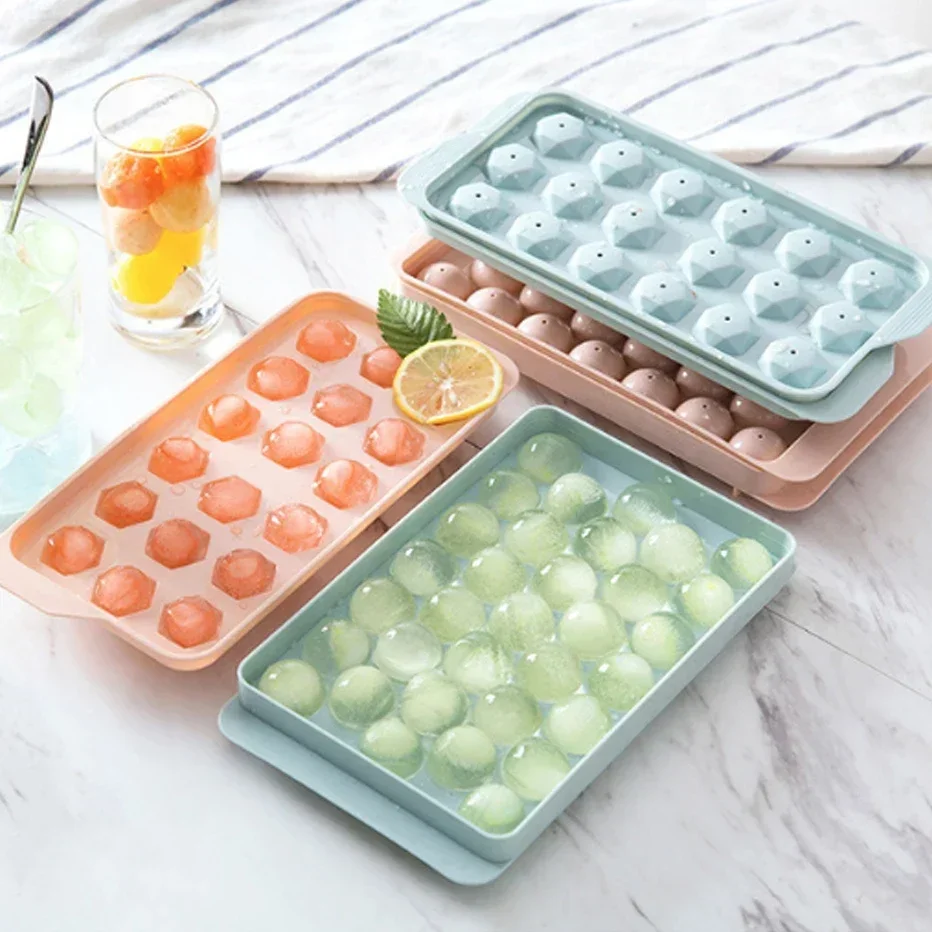 Round Ice Cube Tray Creative H - Kitchen Appliances Shelves recensie en prijs